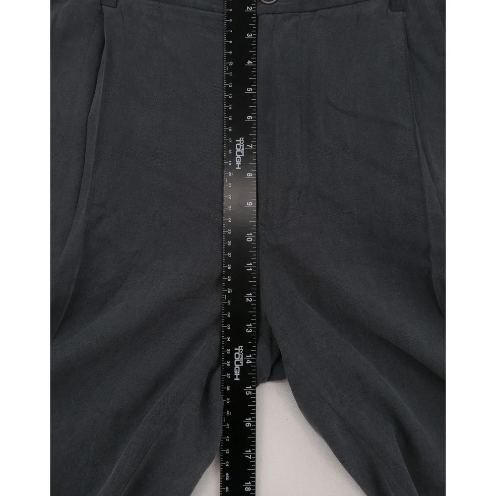 Tommy Bahama Mens 100% Silk Pleated Shorts Charcoal Gray Size 38 Resortwear